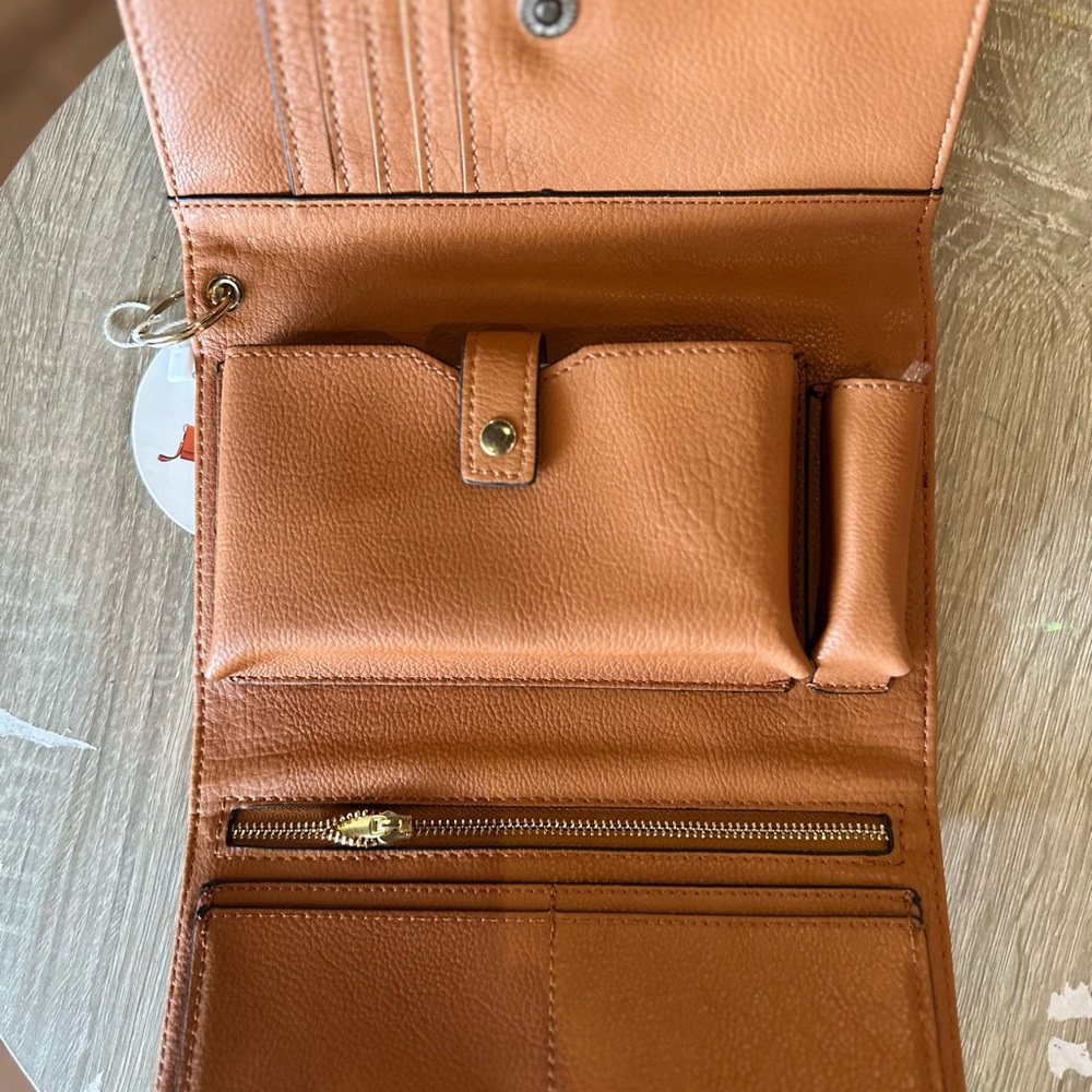 Tan Leather Wallet With Rectangular Shape And Fla… - image 2